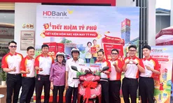 Chủ nhân giải 3 tỷ đồng đã lộ diện, hành trình “Tiết kiệm Tỷ phú” tại HDBank khép lại trong những khoảnh khắc vỡ òa