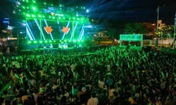 Hàng nghìn khán giả “cháy” cùng S.T Sơn Thạch, Bùi Công Nam tại đêm nhạc VPBank ở Đà Nẵng