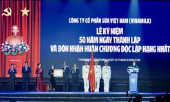 Vinamilk đón nhận Huân chương Độc lập hạng nhất tại dấu mốc tuổi 50