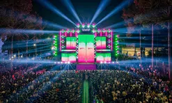 Hơn 20.000 khán giả cháy hết mình trong đêm nhạc hội VPBank Music Night