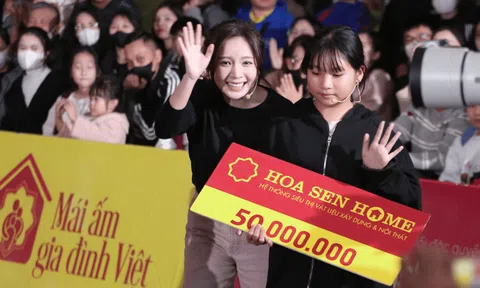 “Mái ấm gia đình Việt” tập 179 trao hơn nửa tỷ đồng cho các em nhỏ mồ côi