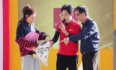 NSƯT Đức Khuê và diễn viên Thanh Hương xúc động trước hình ảnh những người mẹ gồng gánh nuôi con sau khi chồng mất