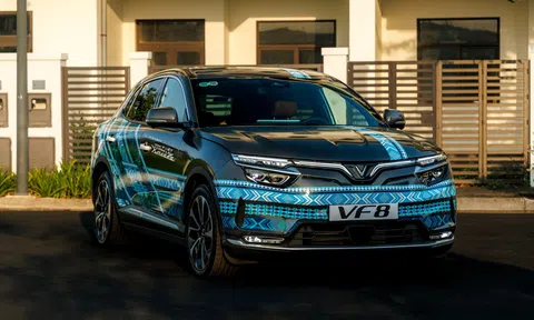 VinFast VF 8 Eco: SUV hạng D vượt tầm về trang bị, giá chỉ ngang phân khúc C