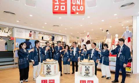 UNIQLO mang dấu ấn văn hóa Đà Nẵng vào BST UTme! nhân dịp khai trương cửa hàng mới