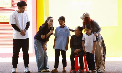 Lý do khiến cầu thủ Lý Đức khóc nghẹn trong show thực tế