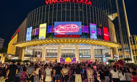 Vincom Moonifest: Lên đồ nhập hội, rước đèn đón may mùa Trung thu
