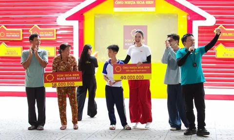 Cha mẹ mất cùng một ngày, cậu bé mồ côi khi mới 1 tuổi nương tựa ông bà ngoại khiến Đại Nghĩa khóc nức nở