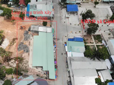 Kiên Giang: Ngang nhiên xây dựng nhiều công trình trái phép trên đất tranh chấp trước UBND xã Gành Dầu