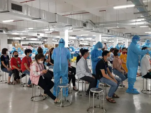 Phát hiện 300 công nhân ở Bắc Giang dương tính với COVID-19