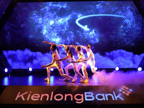 “Bữa tiệc nghệ thuật” mãn nhãn kỷ niệm tuổi 26 của KienlongBank