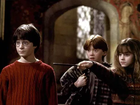 Chuyện thú vị trên phim trường "Harry Potter": Bộ ba huyền thoại hợp vai trăm phần trăm!