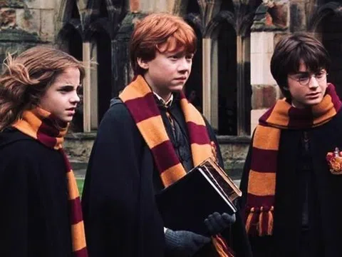 Những câu nói “ấm lòng” trong “Harry Potter và căn phòng bí mật”: Harry hết lòng vì bạn bè, thầy Dumbledore luôn sáng suốt