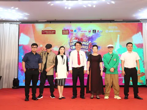 Viết Thành thể hiện vũ đạo siêu đỉnh ở họp báo Dalat Best Dance Crew 2023 Hoa Sen Home International Cup