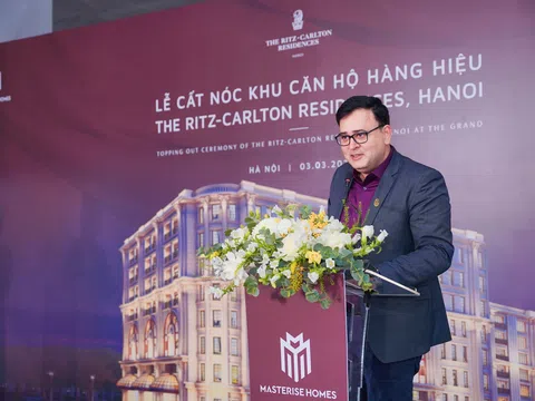 Khu căn hộ hàng hiệu The Ritz-Carlton Residences, Hanoi chính thức cất nóc