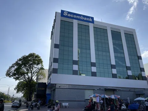 Vụ tiền gửi "bốc hơi" tại Sacombank Cam Ranh: Còn nhiều khách hàng khác