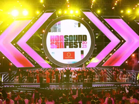 Điều gì giữ chân hơn 30.000 khán giả ở lại với Hoa Sen SoundFest 2023 suốt 5 tiếng đồng hồ?