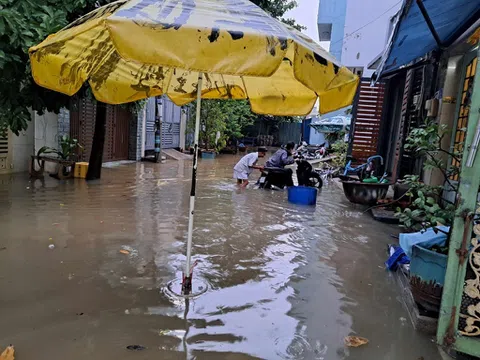 Dân bức xúc vì cho rằng dự án của Kita Group gây ngập lụt nghiêm trọng