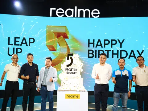 realme đón sinh nhật lên 5, chính thức mở bán realme 11 từ ngày 11/8