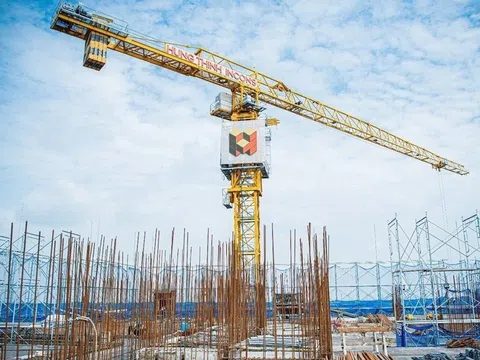 Đại gia xây dựng Hưng Thịnh Incons tiếp tục trì hoãn chi trả cổ tức năm 2021
