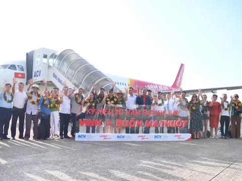 Vietjet kỷ niệm 10 năm bay Buôn Ma Thuột - Vinh