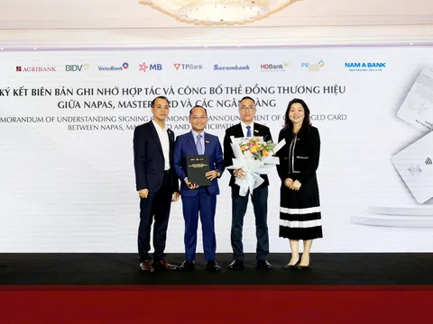 Nam A Bank phát hành thẻ đồng thương hiệu với NAPAS và Mastercard