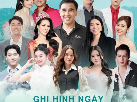 MC Quyền Linh cùng nhiều nghệ sĩ tham gia chương trình Mái ấm gia đình Việt tại Hà Nam