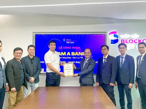 Hiệp hội Blockchain Việt Nam tổ chức Lễ công nhận Nam A Bank trở thành hội viên hạng Bạch kim