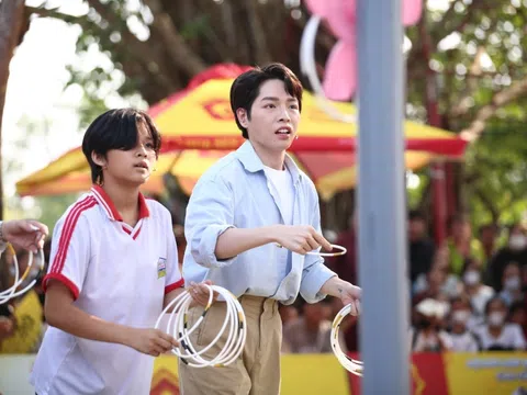 Đức Phúc 3 lần đồng hành cùng Mái ấm gia đình Việt, tặng hơn nửa tỷ đồng cho các em nhỏ mồ côi