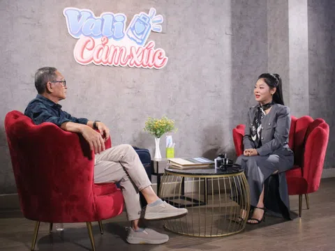 Vali Cảm Xúc: Nhiếp ảnh gia Nguyễn Đình Đạt kể về bộ ảnh lưu giữ khoảnh khắc của ngày đất nước thống nhất