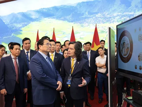 Ngân hàng Lộc Phát (LPBank) ghi dấu ấn với Tổng đài đa kênh thông minh tại sự kiện Chuyển đổi số ngành Ngân hàng 2025