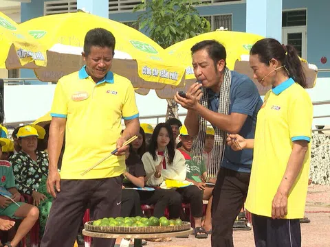 Chuyến xe nhân ái: Nước mắt người vợ gồng gánh gia đình khi chồng tai biến, con thơ còn dại