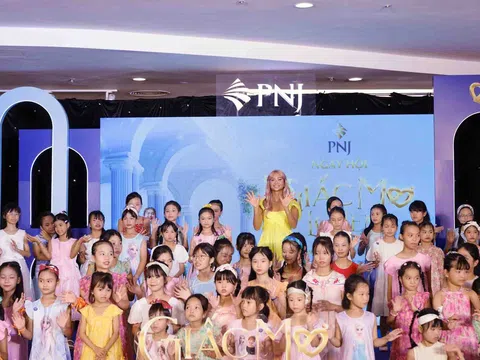 Mang thai con đầu lòng, hoa hậu H’Hen Niê vẫn tích cực tham gia hoạt động cộng đồng