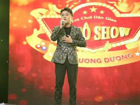 Ca sĩ Thanh Ngọc bất ngờ với sự “già đi” của ông chủ đoàn lô tô Hữu Ngọc trên sân khấu