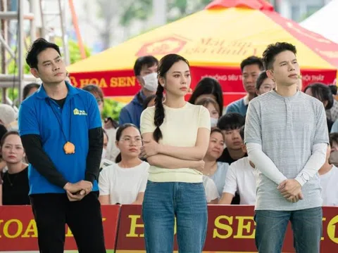 Hồng Phúc, Hoàng Tôn và Phương Oanh đau lòng cảnh người phụ nữ vừa phẫu thuật u cổ phải gồng gánh khi chồng qua đời