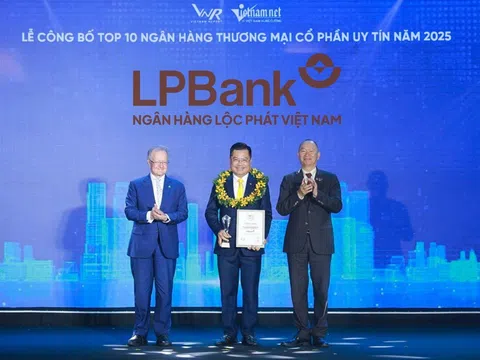 Tiếp đà tăng trưởng bền vững, LPBank thăng hạng trong bộ đôi giải thưởng uy tín năm 2025