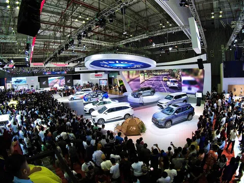 Hủy Triển lãm Ô tô - Xe máy Việt Nam 2025 vì thị trường khó khăn, thiếu xe mới