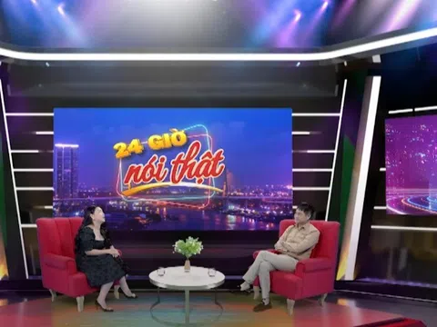 Đạo diễn Lê Hoàng Lê phản bác quan niệm phụ nữ phải chờ đàn ông cầu hôn