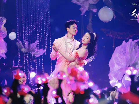 Châu Bùi: Từ Fashion Icon đến nghệ sĩ trình diễn - Bước ngoặt được đánh dấu tại Em Xinh Say Hi