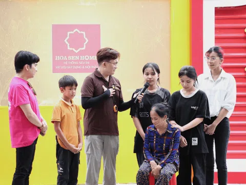 Đại Nghĩa, Quang Hà và Đồng Ánh Quỳnh nặng lòng trước cảnh người phụ nữ khuyết tật gồng gánh nuôi 2 con sau khi chồng mất