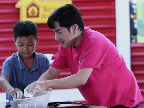Lý do khiến Quang Hà khóc nghẹn trên truyền hình