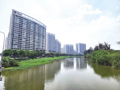 Hàng chục ngàn căn hộ tại TP.HCM vẫn “treo” sổ hồng