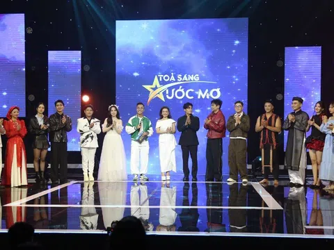 “Tỏa Sáng Ước Mơ” mùa 4: Lâm Hùng bối rối vì phải sửa điểm 3 lần, Top 12 lộ diện đầy kịch tính
