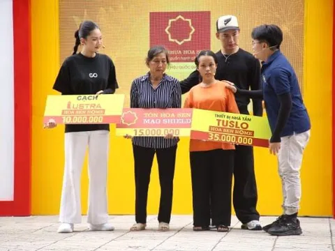 MC Đại Nghĩa xúc động trước người phụ nữ cưu mang em nuôi bị tâm thần hơn 20 năm