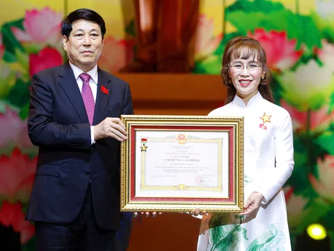 Tiến sĩ Nguyễn Thị Phương Thảo nhận danh hiệu Anh hùng Lao động: Biểu tượng bản lĩnh, nhân văn và hội nhập