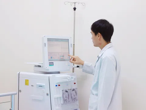 Lọc máu khẩn cấp cứu người đàn ông lạm dụng rượu “bệnh chồng bệnh” ở Phú Quốc