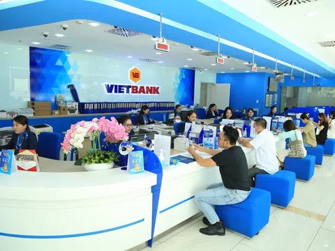 Lãnh đạo Vietbank và con trai đăng ký giao dịch hơn 100 triệu quyền mua cổ phiếu