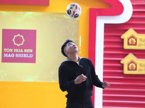 Hà Đức Chinh rơi nước mắt tại “Mái ấm gia đình Việt” khi nhớ về tuổi thơ mất cha