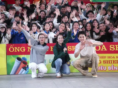 “Mái ấm gia đình Việt” trao hơn 2,5 tỷ đồng cho 18 hoàn cảnh khó khăn tại Hải Phòng