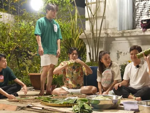 Trường Giang trổ tài gói bánh tét, HIEUTHUHAI gói nhân bánh hình trái tim