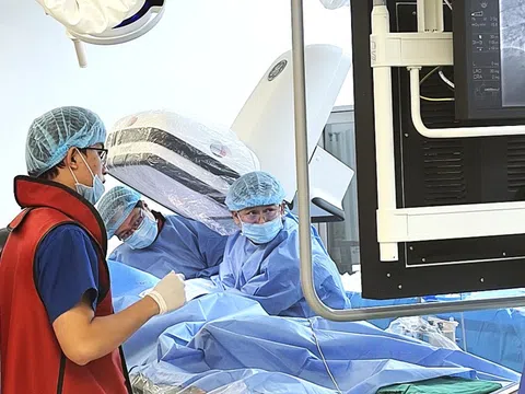 Vinmec Nha Trang cứu sống du khách Hàn Quốc nguy kịch, đưa về nước an toàn